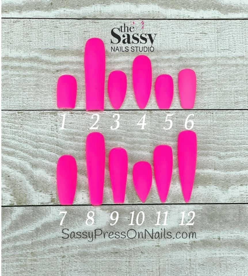 S mama Nailページ Big Mama – Sassy Press On Nails